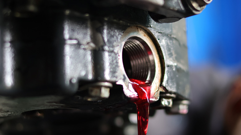 Fluid leaking from a transmission system