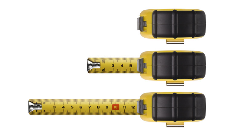 tape measure features