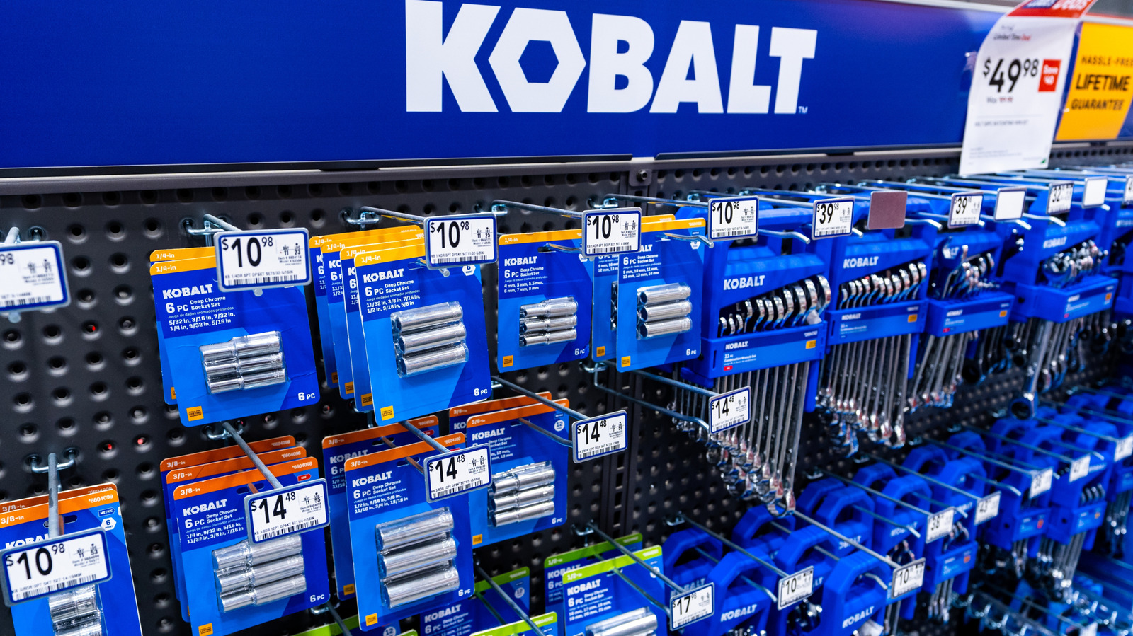 3 Lowe's Finds That Outshine Home Depot In Price And Quality