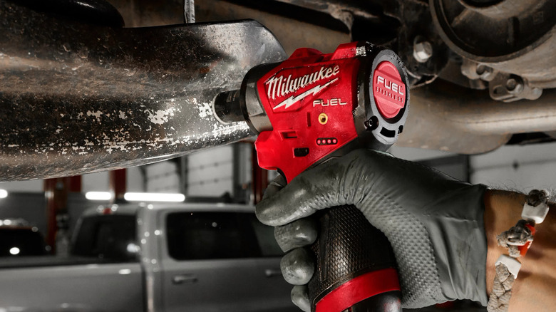 Milwaukee M12 impact wrench in use
