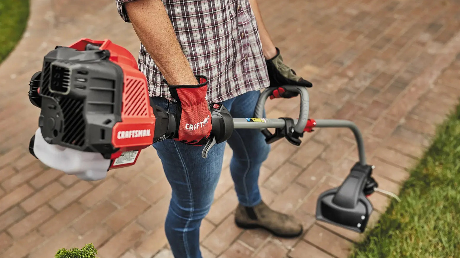 3 Of The Most Common Problems With Craftsman Weed Eaters (According To Users)