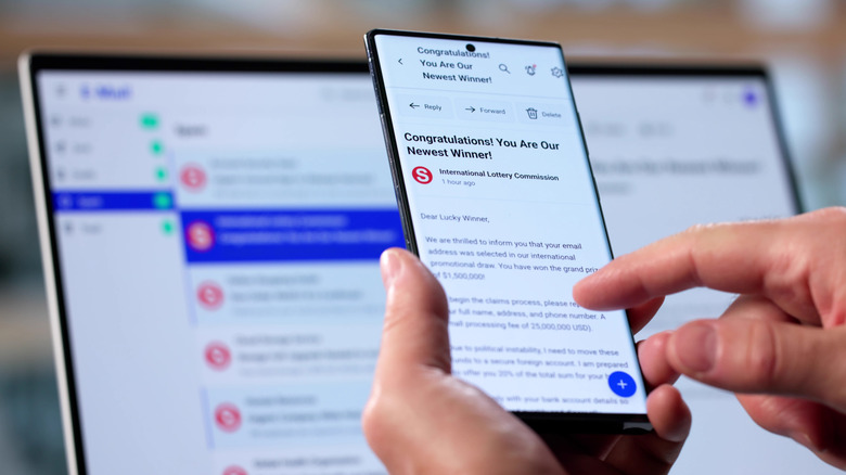 Man Receives Scam Email Alert On Older Smartphone, Cautions Business