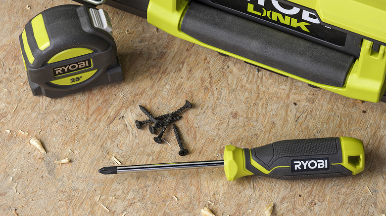 ryobi screwdriver tape measure