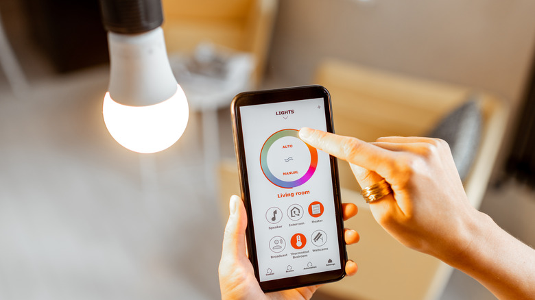 smart light bulb and app