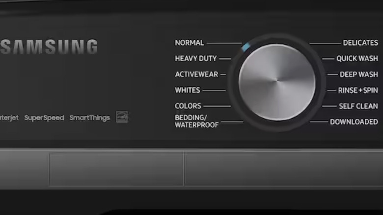 The front control panel of a Samsung washing machine