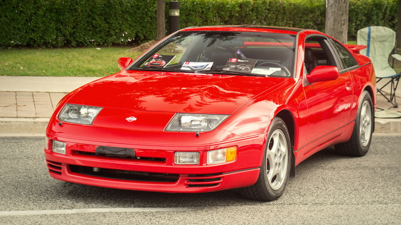 Nissan 300ZX at a car show