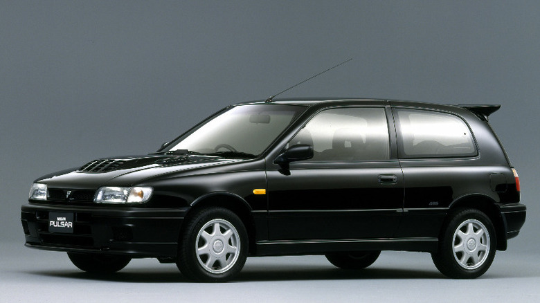 Nissan Pulsar GTI-R press shot