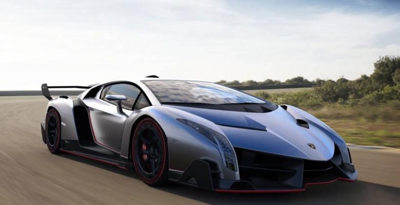 4.6m Lamborghini Veneo debuts before Geneva event