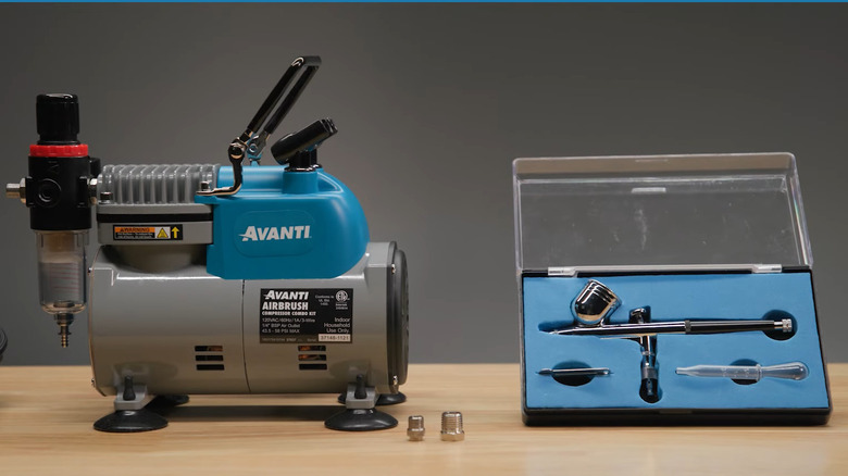 Avanti Airbrush Compressor Combo Kit showcased