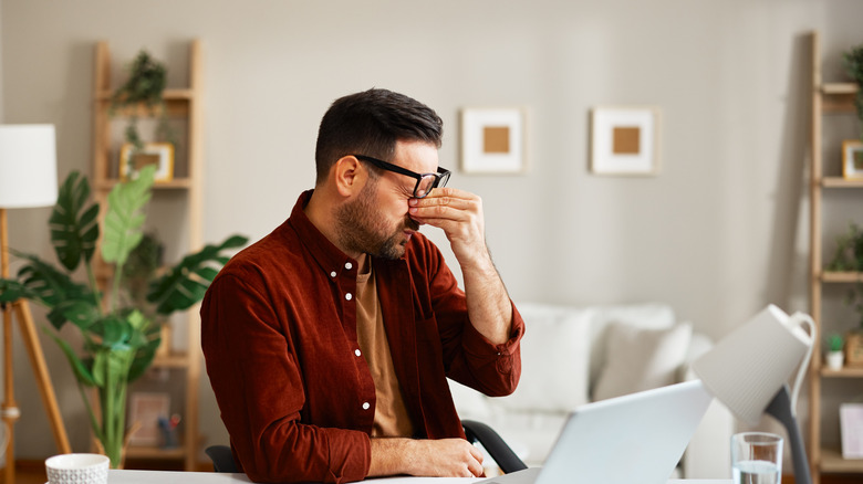 4 Amazon Gadgets That Will Save Your Tired Eyes