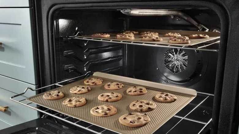 Cookies baking in Whirlpool 5-in-1 air fry oven