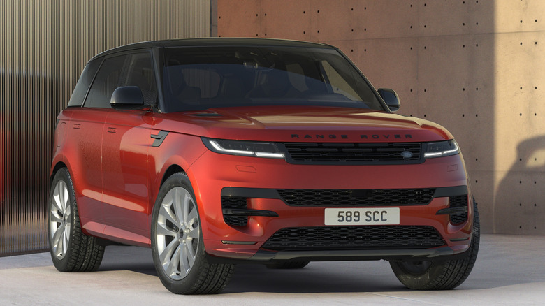Front 3/4 view of Land Rover Range Rover in studio setting