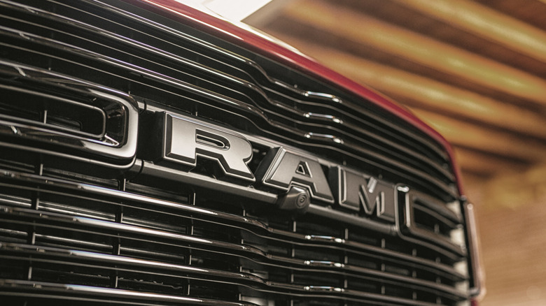 Close-up view of the Ram 2500's front grille