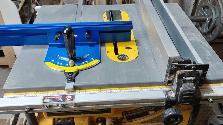 A Kreg miter gauge set up on a work table