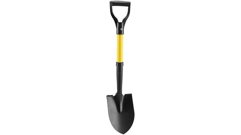 a harbor freight one stop gardens mini round nose shovel