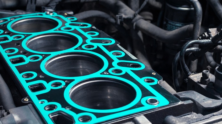 Engine no cylinder fresh gasket