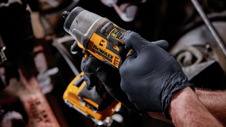 Xtreme 12V Max Impact Wrench