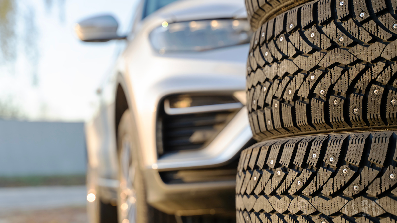 4 Drawbacks Of Using Studded Tires
