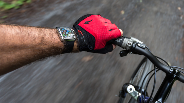 Apple Watch on biker