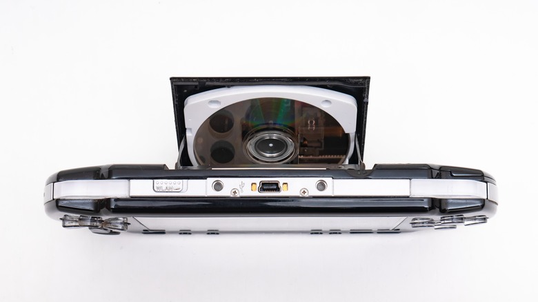 PSP UMD slot