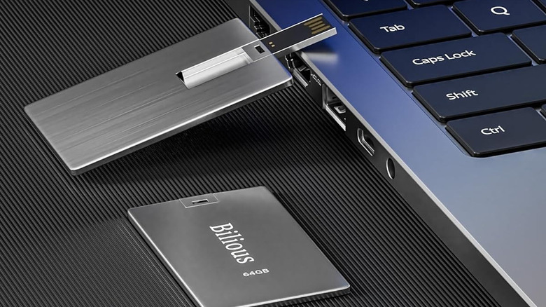 Bilious credit card flash drive