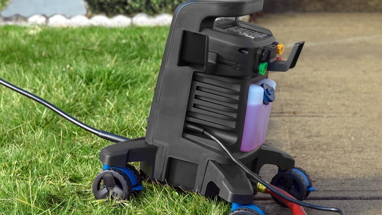 Westinghouse ePX3500 Pressure Washer on grass