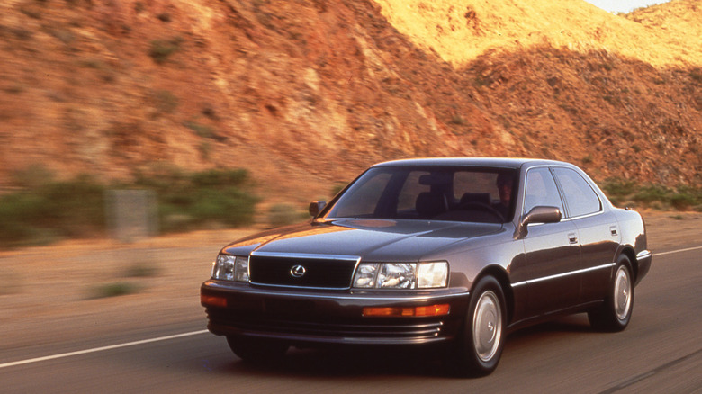 Dynamic front shot of a Lexus LS400