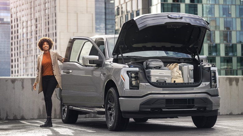 Ford F-150 Lightning frunk