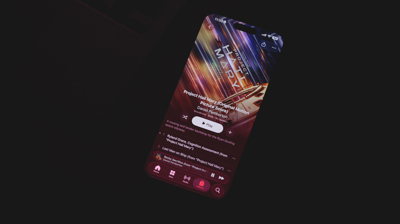 New album colors on Apple Music