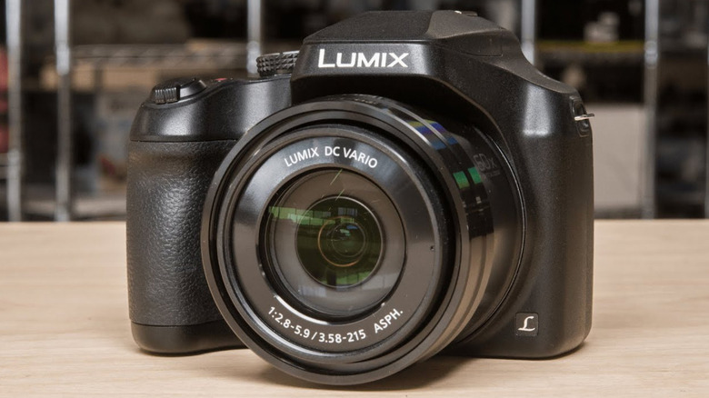 The Panasonic LUMIX FZ80D Compact Camera on a table