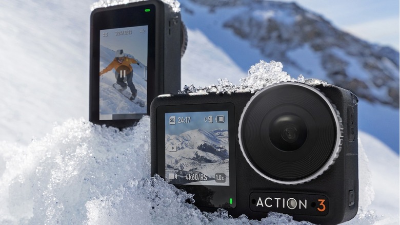 DJI Osmo Action 3 snowboarding