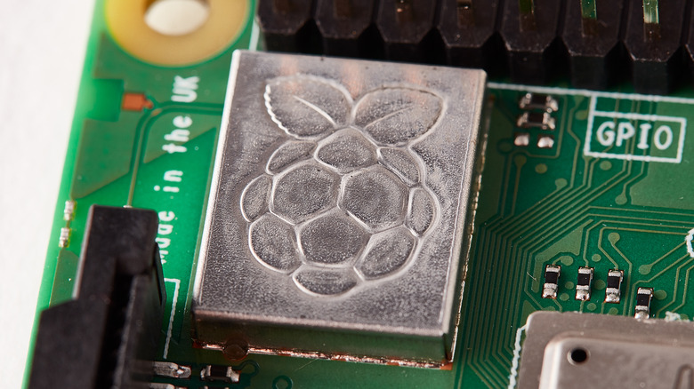 raspberry pi logo board