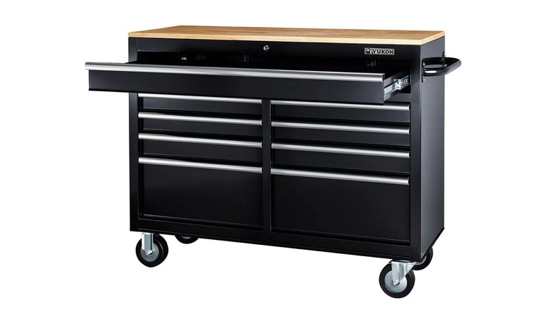 Yukon rolling tool chest in black