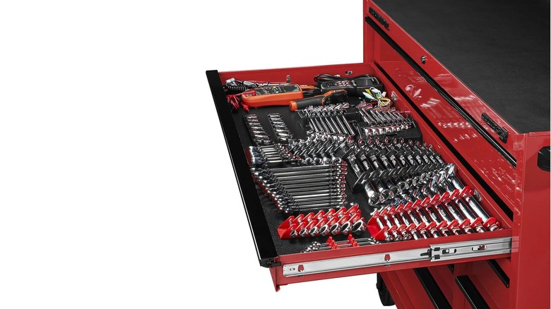 U.S. GENERAL 56-inch Roller Cabinet