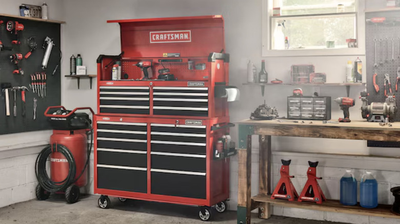 52-inch Craftsman rolling tool cabinet