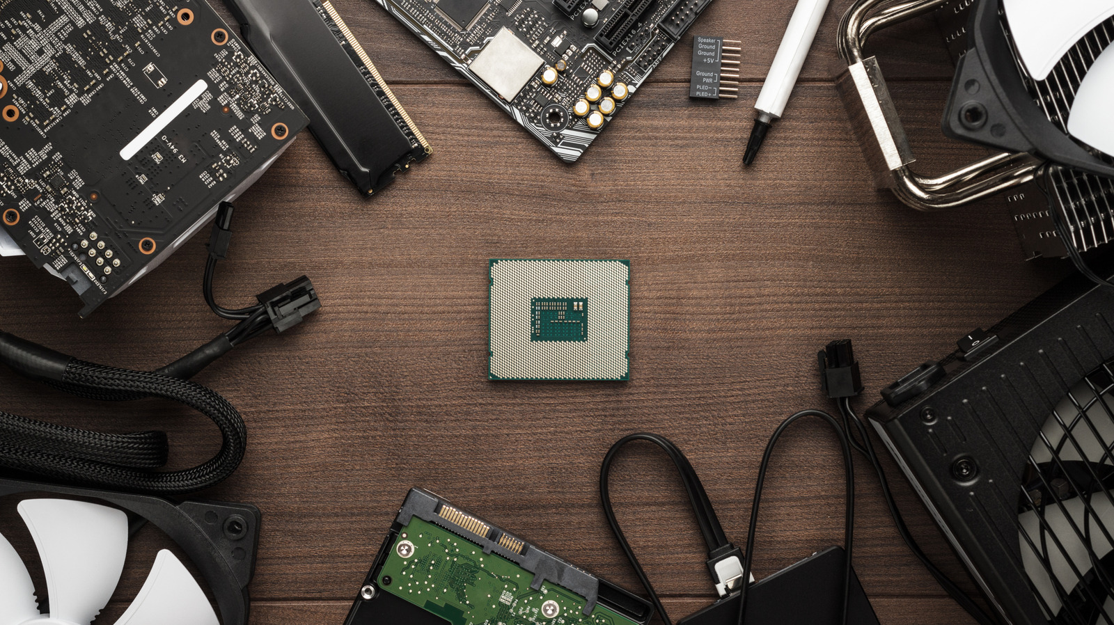 4 PC Parts You Can Buy Cheap (And 1 You Should Splurge On)