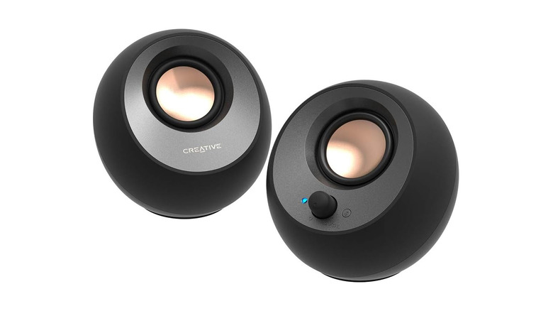 Product image of the Creative Pebble V3