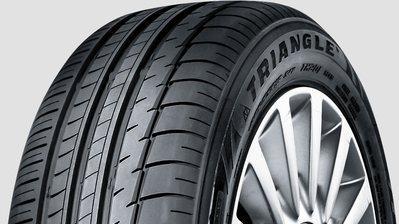 Triangle TH201 passanger tire