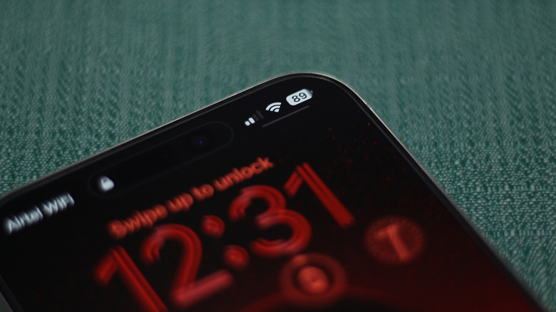 Close up of battery percentage on an iPhone