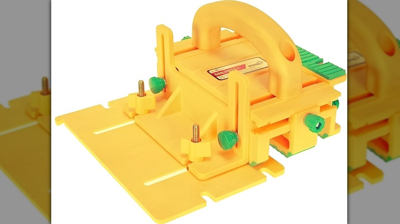 MICROJIG Gripper on white background