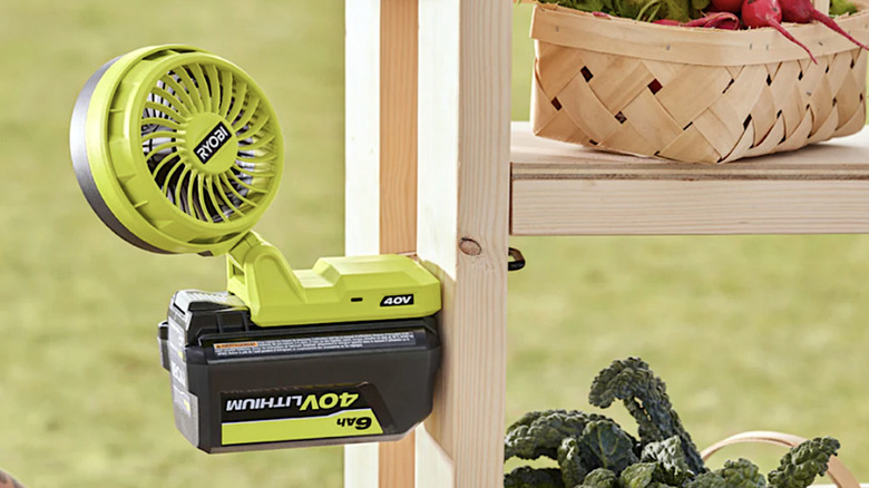 Ryobi 40V fan cooling off customers at a produce stand
