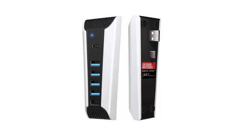 The Aqidap USB hub for PlayStation 5