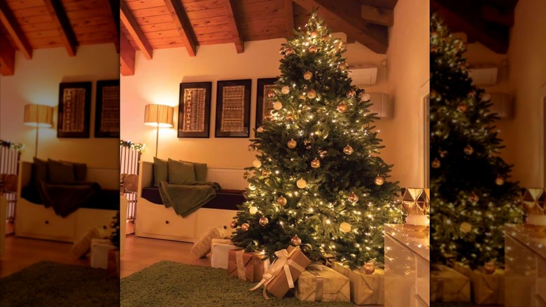 Twinkly LED Micro/5mm Multicolored 400-count String Christmas Lights on a Christmas tree