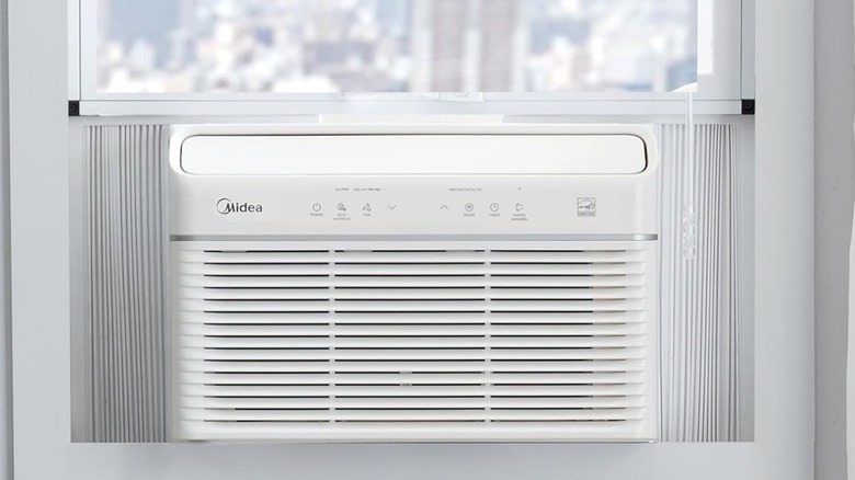 Midea MAW08V1YWT-S installed in window