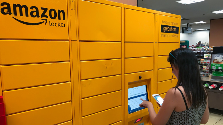 amazon lockers