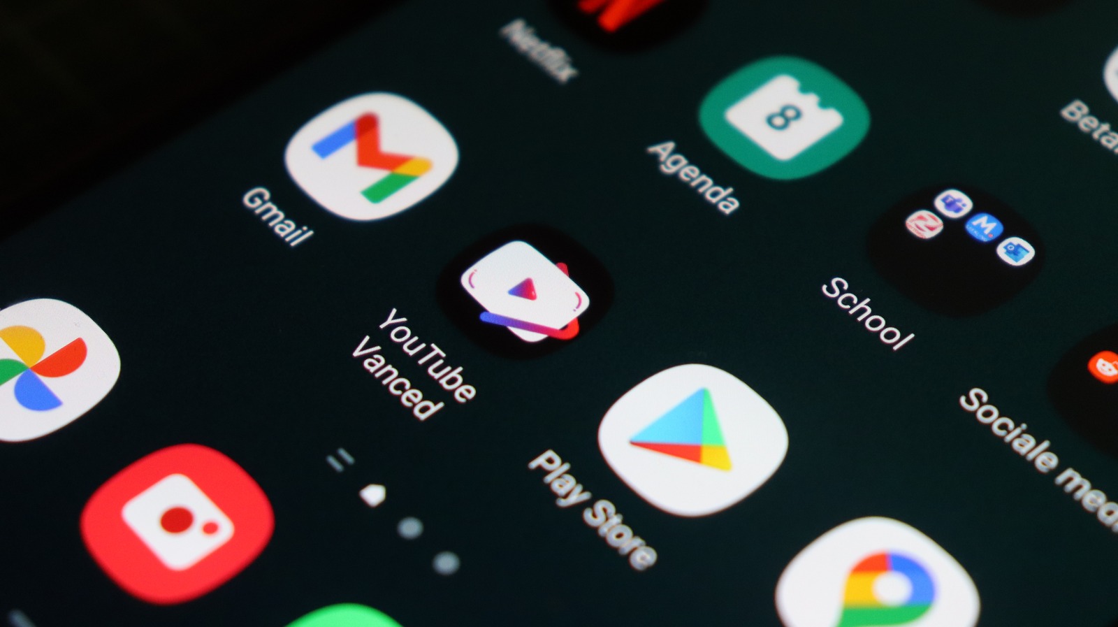 5-kinds-of-android-apps-you-need-to-stop-using-right-now