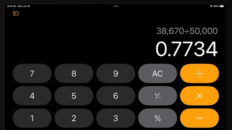 Screenshot of the iPadOS 18 version of the Calculator app.