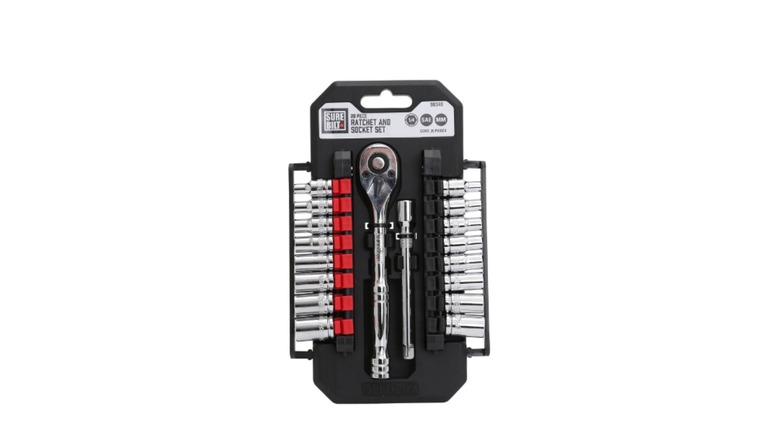 an autozone surebilt ratchet and socket set