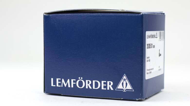 A Lemförder box with a white backdrop