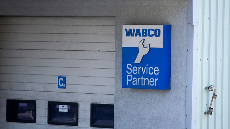 Wabco sign at a service center